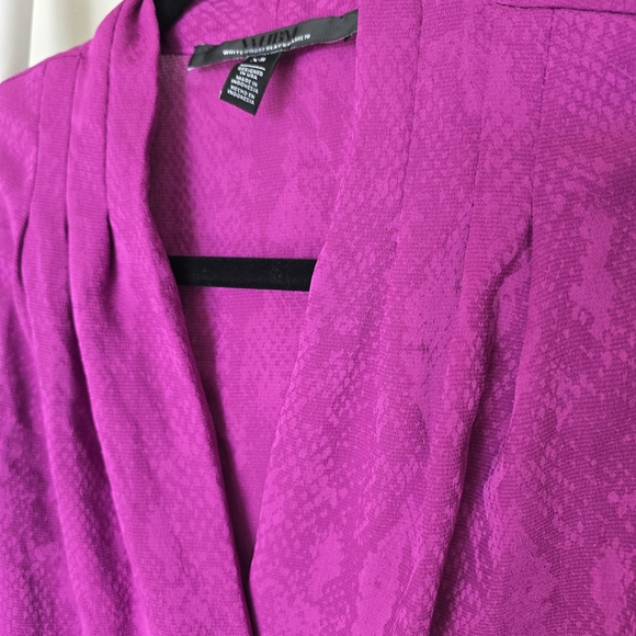 White House Black Market Fuchsia Sleeveless Blouse - Picture 4 of 7